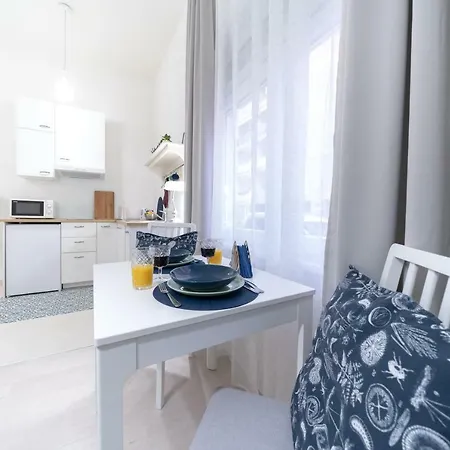 Portic, Self Check-in Lägenhet *