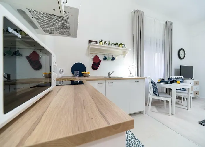 Portic, Self Check-in شقة زادار